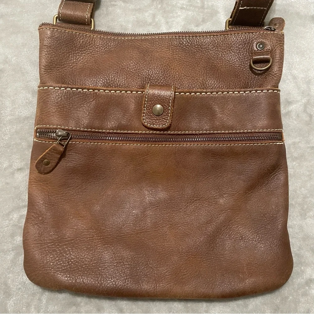 Roots Leather Crossbody Bag Neutral Tan Adjustable Strap Genuine Leather